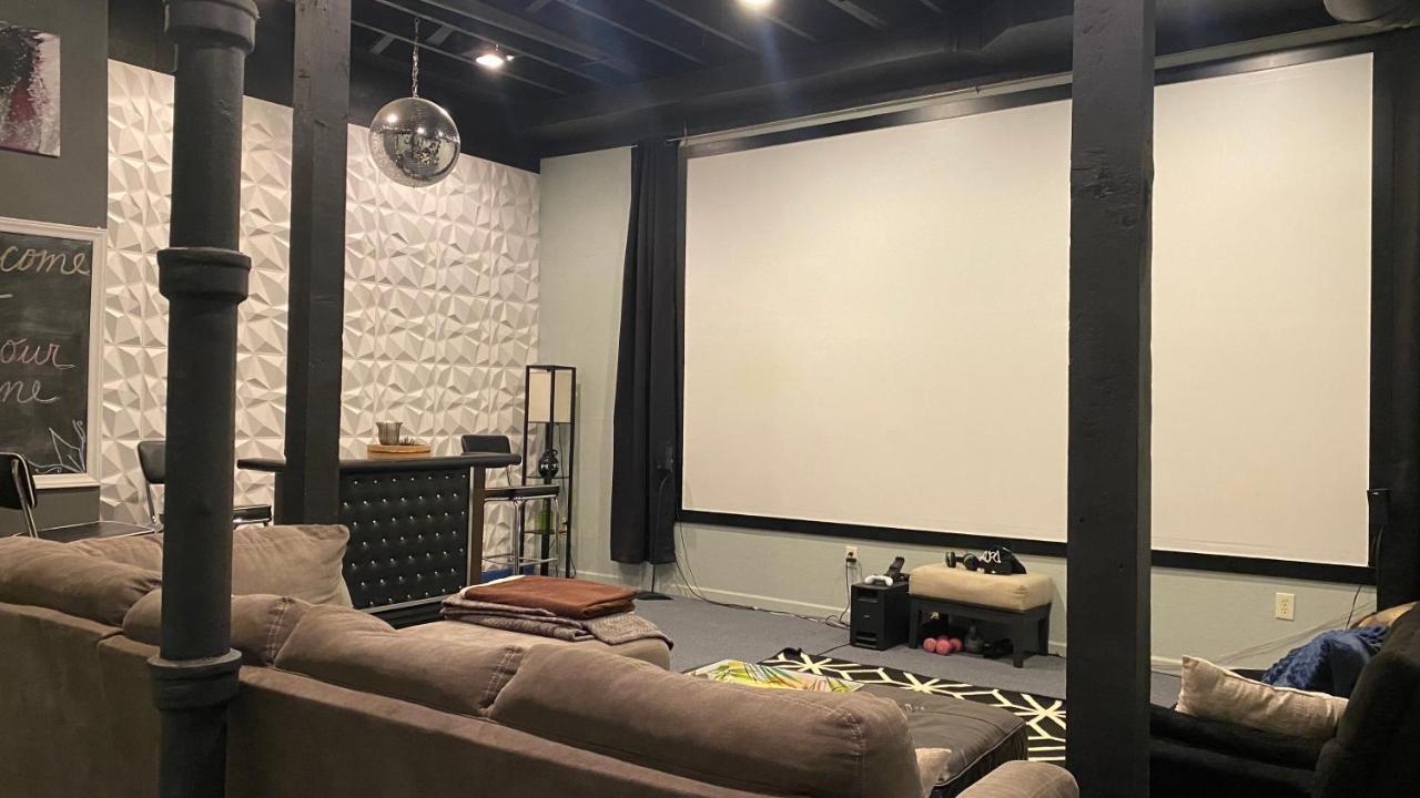 160Inch Home Movie Theater- Great For Movie Night! 奥马哈 外观 照片