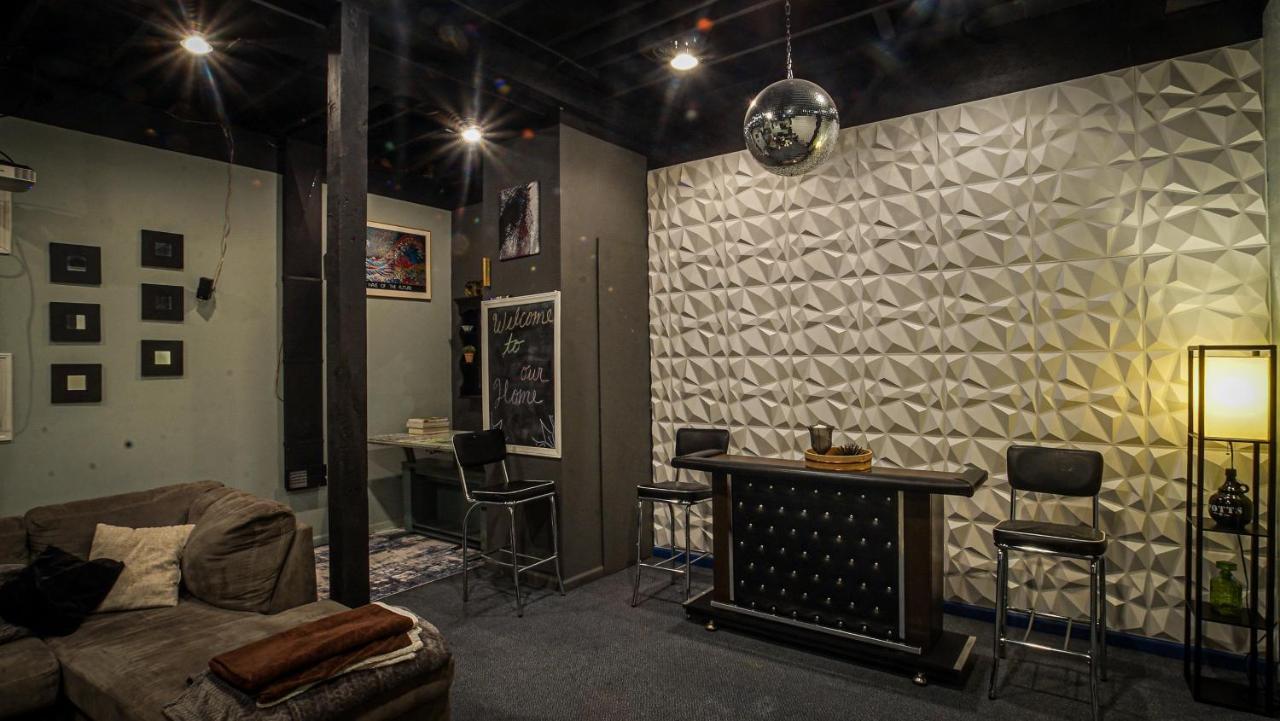 160Inch Home Movie Theater- Great For Movie Night! 奥马哈 外观 照片