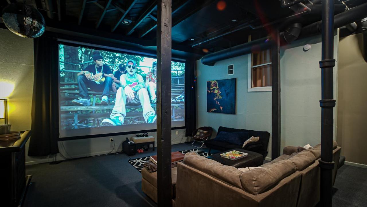 160Inch Home Movie Theater- Great For Movie Night! 奥马哈 外观 照片