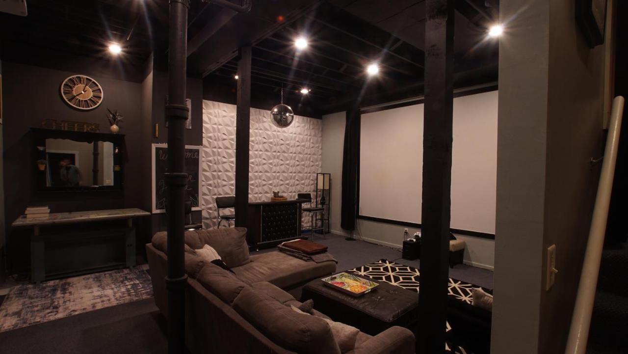 160Inch Home Movie Theater- Great For Movie Night! 奥马哈 外观 照片